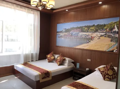 Jingpo Lake Minghu Shengjing Hotel