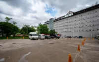 Pu'er DeTing Boutique Hotel - Bãi đậu xe
