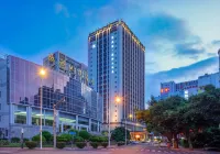 JUCHUNYUAN·Fuzhou Grand Hotel (Dongjiekou Shopping Center May 1st Square) Hotels near Yantaishan Park (South Gate)