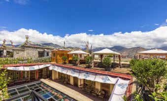 Hotel Lincang (Lhasa Jokhang Temple Old Town)