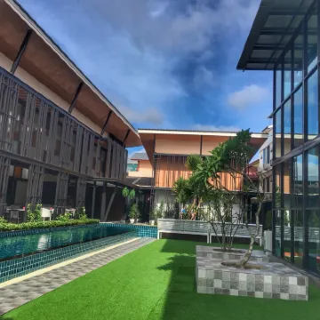 Blue Lagoon Hotel Hotels near Wat Phra Singh