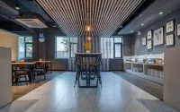 Yuenuo Jingli Hotel (Zhengzhou Xinzheng International Airport) Hotels in Xinzheng