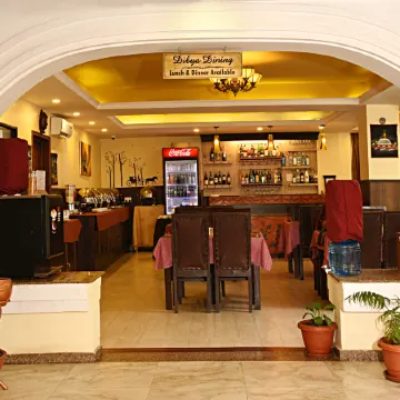 DOM Himalaya Hotel