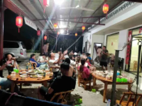 Luotian Fenglinwan Inn