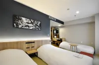 โรงแรมพรีเมียร์ เคบิน ชินจูกุ