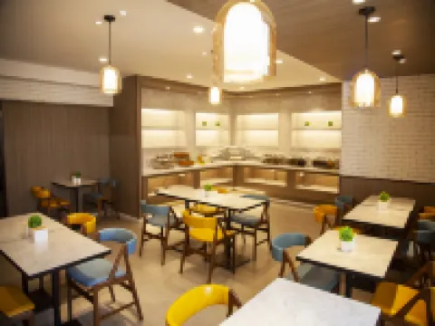 Dengfeng Youjia Hotel (Dengfeng Bus Terminal) โรงแรมในเติงเฟิง