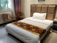 Anyi Hotel (Dingxi Yongding Middle Road Shop)