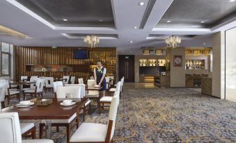 Vienna International Hotel (Hefei Feixi High Speed Railway Station)