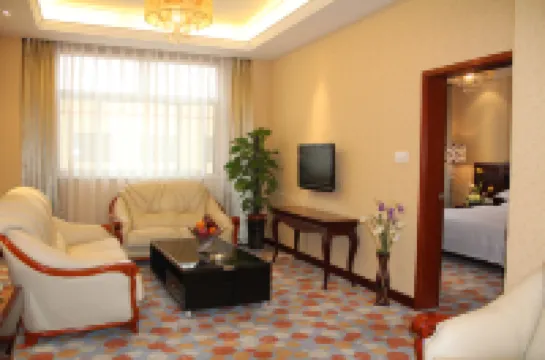 Kaiyuan Hot Spring Resort