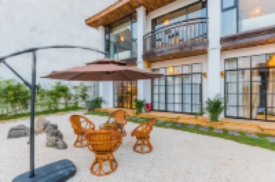 貴陽楓閲隱寓民宿（青巖古鎮店） 鄰近青巖古鎮的酒店