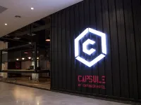 客宿站-陸側區域 吉隆坡國際機場二號航廈1層 Eraman 美妝免稅店(吉隆坡國際機場主客運樓)附近的飯店