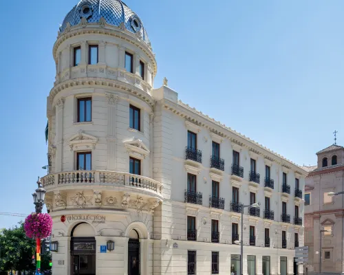 NH Collection Granada Victoria Hotels near Genil