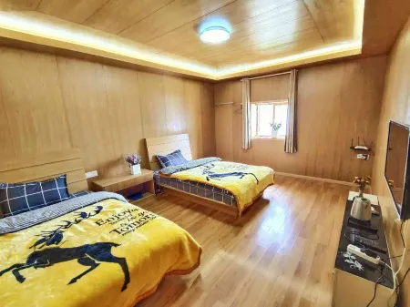 Home Away From Now Guesthouse Отели рядом с достопримечательностью «Yubeng Lower Village»