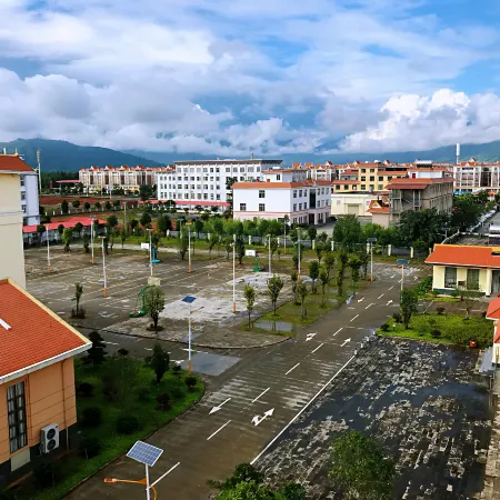 Yingjiang Hengkai Hotel