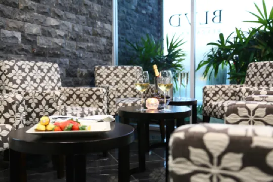 Springfield Lakes Boutique Hotel