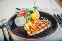 ダブルツリー バイ ヒルトン アフィヨンカラヒサール - 朝食