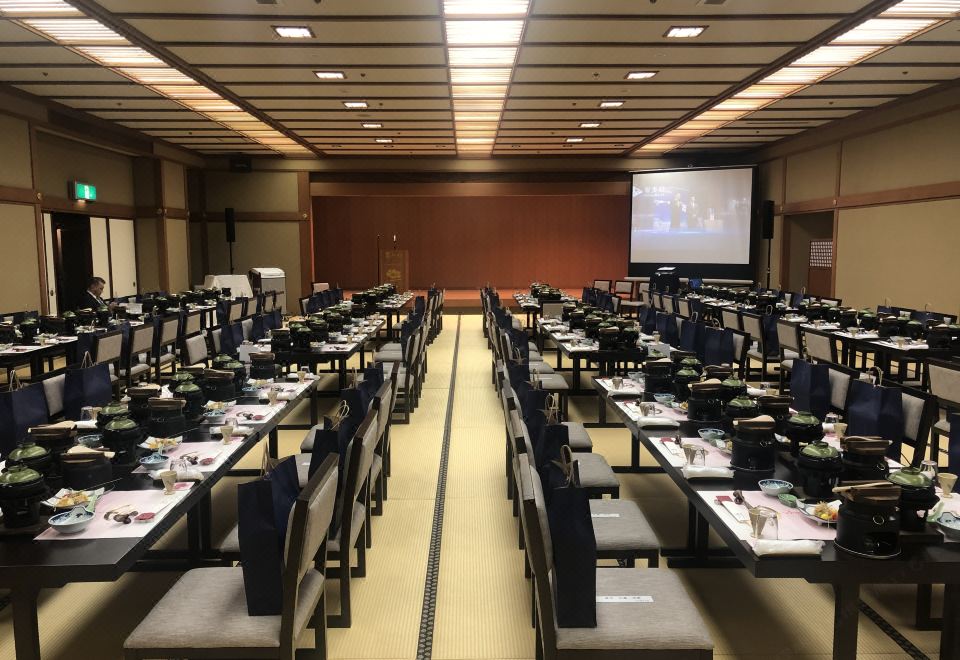 Hanatsubaki Over view