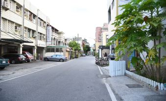 Hualien White Marshmallows and Breakfast