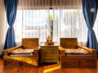 稻城罗林酒店 - 藏雅供氧地暖大床房