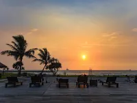 Sizihwan Sunset Beach Resort Hotels near Eude Dojo
