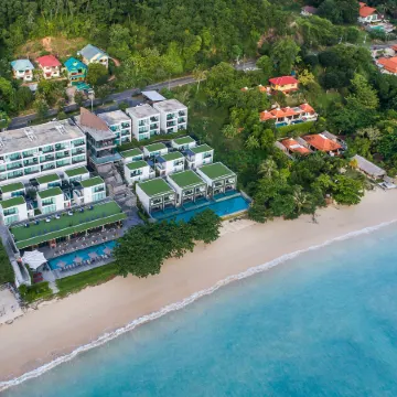 My Beach Resort Phuket Отели рядом с достопримечательностью «Залив Макхам»