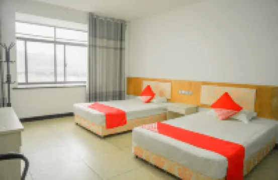 Zhoukou Swan Hotel