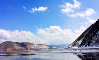Shanrri-La Tibetan Yun·Beauty Shiguang Mansion (Dukezong Ancient City Branch)