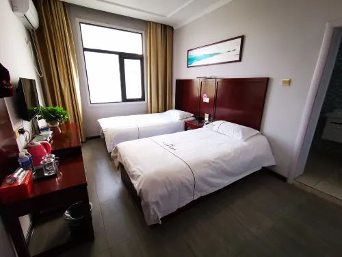 DONG FANG HOTEL