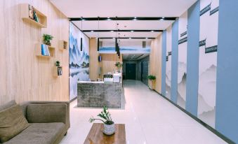 Qingmu Hotel (Middle Zhenxing Road, Dangtu, Ma'anshan)