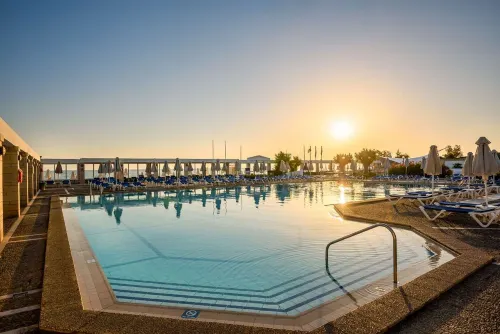 Annabelle Beach Resort فنادق في Anissaras