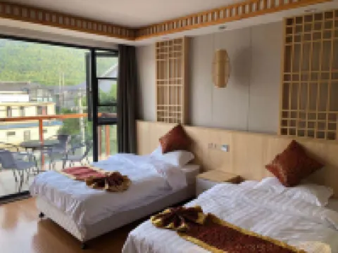 Hufu Town Zhutaoyuan Homestay