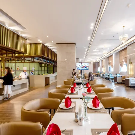 Ronghu Hotel