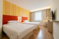 Homeinn Hotel (Zhuanghe Times Square Qiansheng Department Store)