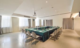 Homeinn Selected Hotel (Dalian Renmin Road Gangwan Square Metro Station)