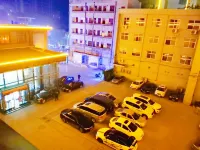 Diamond Fashion Hotel(Hebi changfeng road) Hotels in der Nähe von Mechanical and Electrical Engineering College， Hebi College of Vocational and Technology