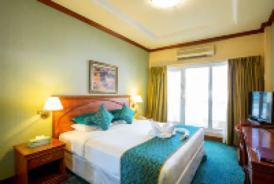 リビエラ ホテル