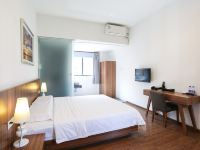 深圳三点零国际青年创客公寓 - 豪华大床房