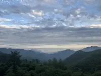 Anji Getianling · Pillow Hill · Bamboo Waves Cloud Retreat (Jiangnan Tianchi Lodge) - วิวภูเขา