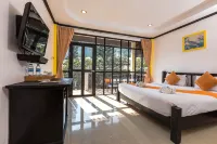 Phi Phi Chang Grand Resort Hotel di Phi Phi Island