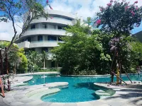 Qinhaili Holiday Beach Hotel - piscina