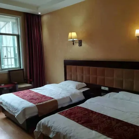 Mianning Zhongxin Business Hotel