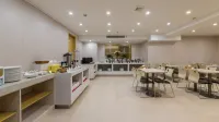 Starway Hotel (Taiyuan South Railway Station) - 3-Star