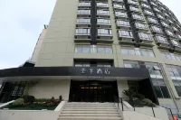 全季飯店（上海浦三路地鐵站店） 裘天寶銀樓(康沈路店)附近的飯店