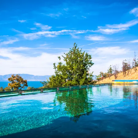 Lake of Fuxian Bicheng B&B (Chengjiang Sun Mountain Branch)