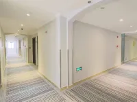 GreenTree (Jinhu West Road 84 Plaza) Hotels in Jinhu