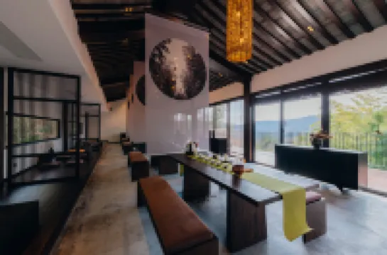 샹인 · 촨부 리트리트