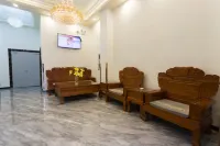 Fangchenggang Langting Hotel (Administration Center Pedestrian Street)