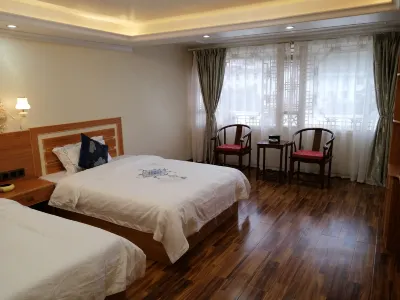 Shangri-La Chaoxin Farm Stay (Baishuitai) Hotel berhampiran White Water Terraces