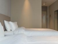 胶州宿里酒店 - 标准双床房