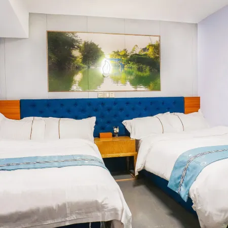 Fenglai Holiday Hostel